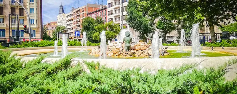Quevedo metro station entrance near Enjoint Munchies cannabis club in Chamberí Madrid